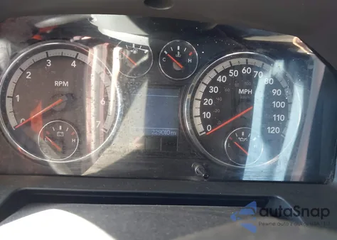 2010 Dodge Ram 1500 Slt/Sport/Trx z USA, uszkodzony, nr VIN 1D7RB1CT4AS222906